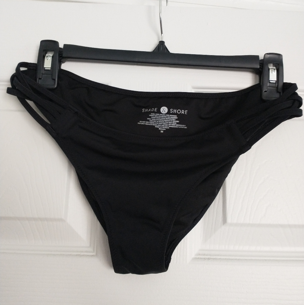 Shade & Shore Black Bikini Swim Set - Picture 5 of 7